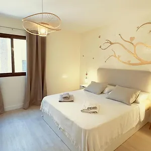  Сasa de vacaciones Golden Dream, Swimming Pool And Parking
